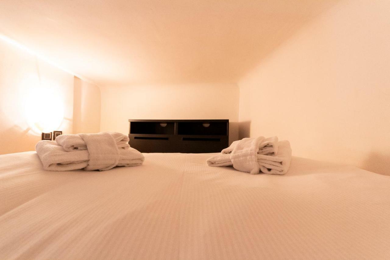 Studio Alzaia 54 Navigli Milano Eksteriør billede